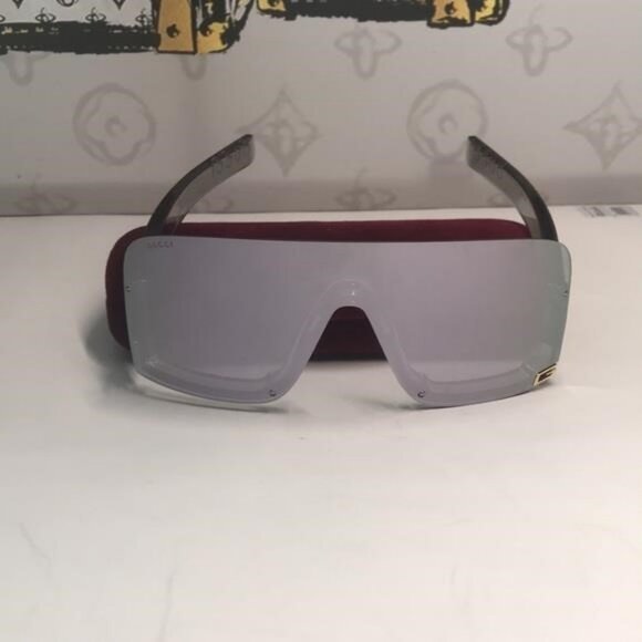 Authentic Gucci GG1637S 002 Silver Mirror Sunglasses – New - Picture 10 of 10